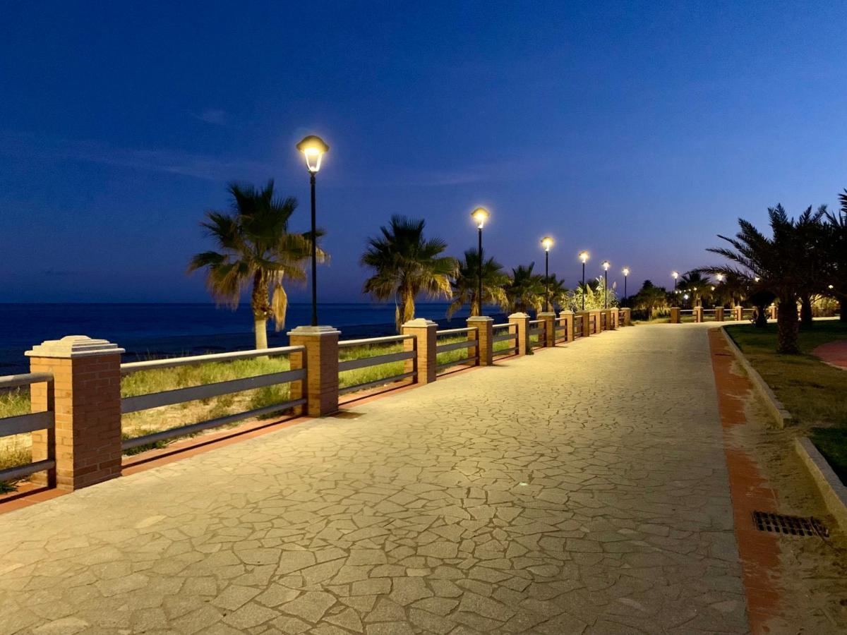 Alba Serena Santa Caterina Dello Ionio Marina Екстериор снимка